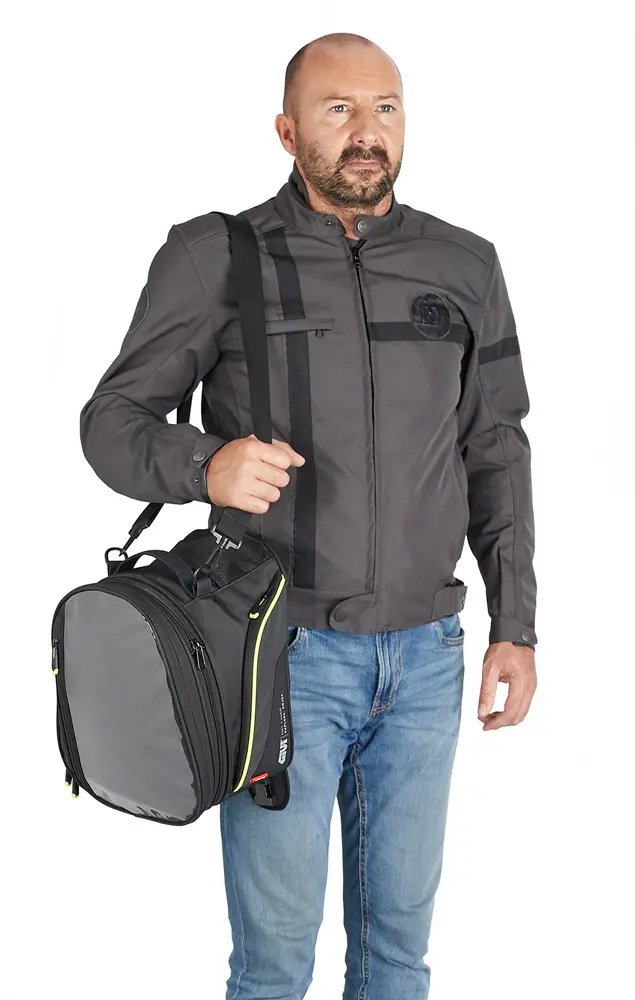 Givi_EA142_Shoulder_Strap_25Liters_Tank_Bag_Borsa_Serbatoio