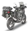 vodootporna-repna-torba-za-motor-givi-GRT714-na-motoru